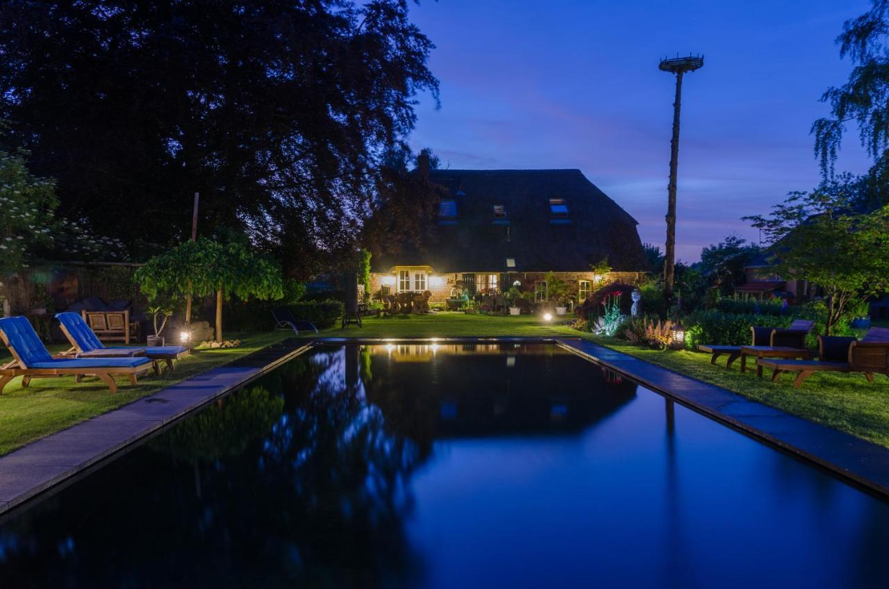 Rumah Indo Garden Wilp エクステリア 写真